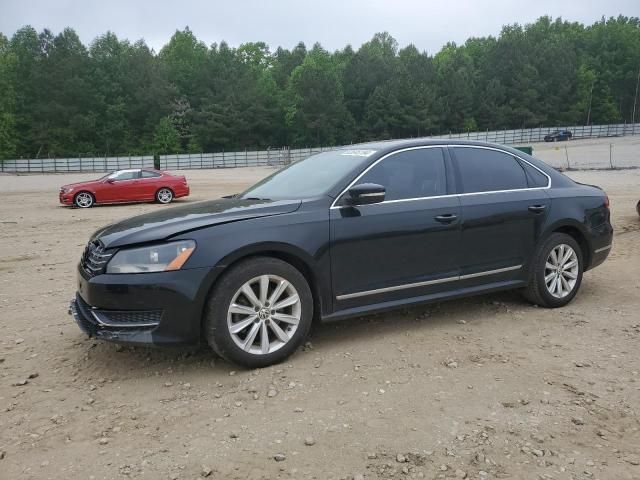 2012 Volkswagen Passat SEL