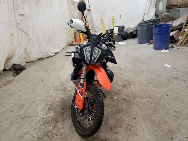 2023 KTM 890 Adventure R