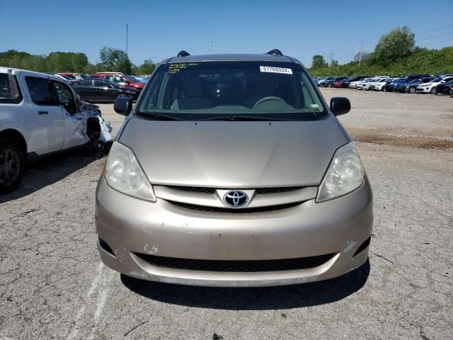 2010 Toyota Sienna CE