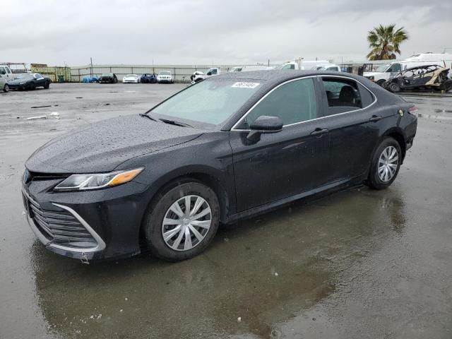 2022 Toyota Camry LE