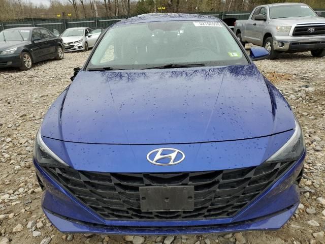 2022 Hyundai Elantra Blue