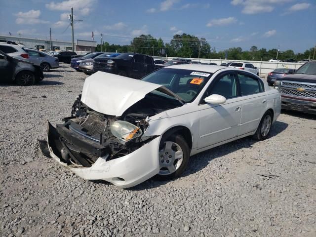 2004 Nissan Altima Base