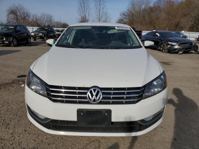 2013 Volkswagen Passat S