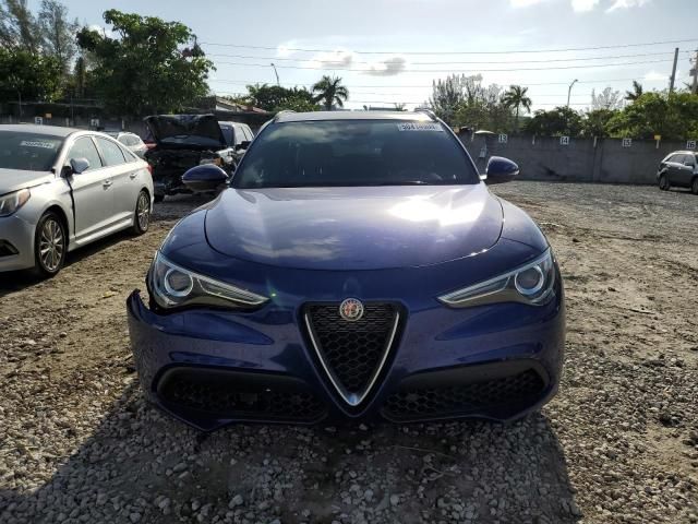 2022 Alfa Romeo Stelvio TI