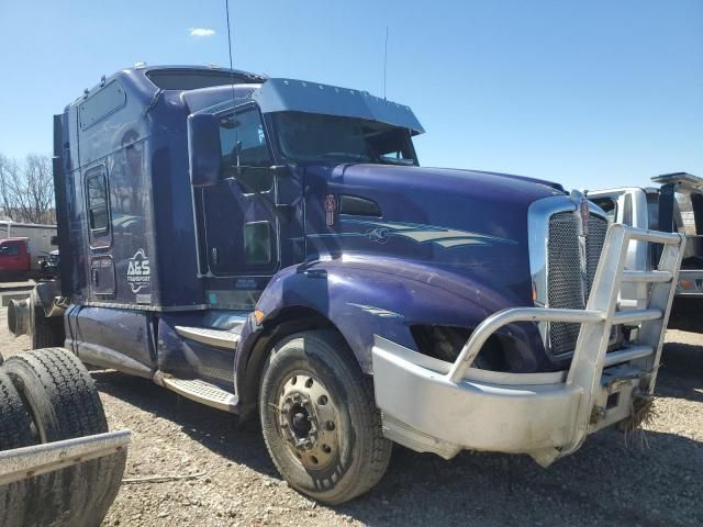 2013 Kenworth Construction T660