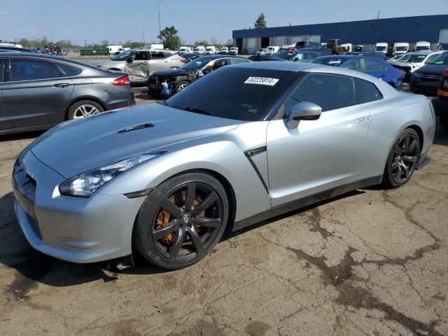 2010 Nissan GT-R Base