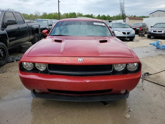 2009 Dodge Challenger SE