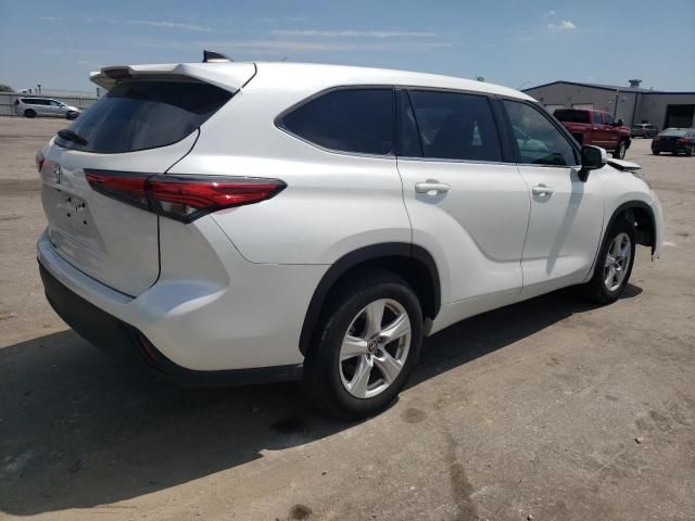 2022 Toyota Highlander L