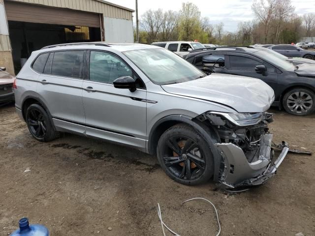 2023 Volkswagen Tiguan SE R-LINE Black