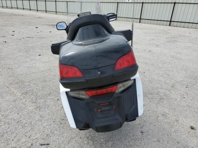 2016 Honda GL1800