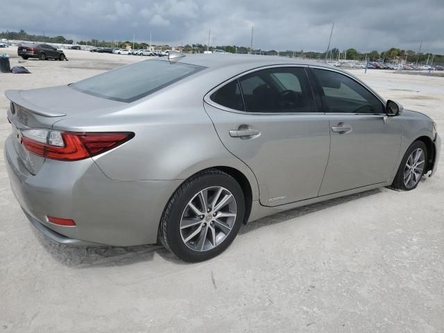 2017 Lexus ES 300H