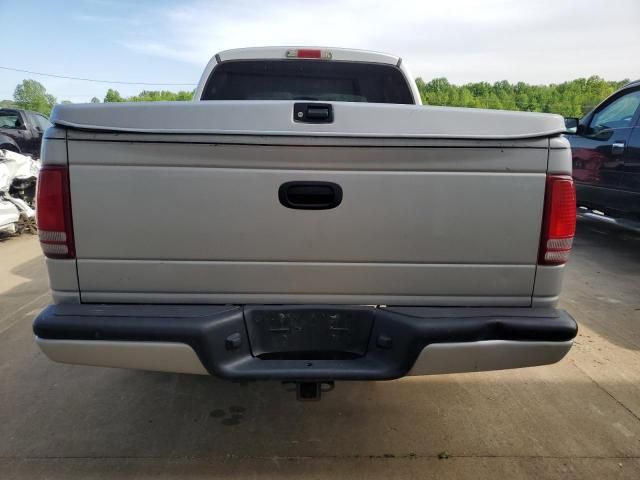 2004 Dodge Dakota Quad Sport