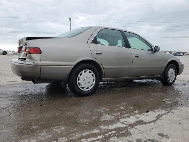 1999 Toyota Camry LE