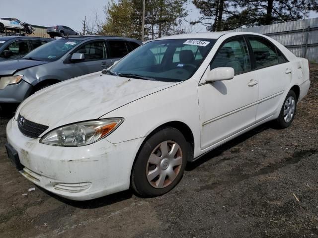 2004 Toyota Camry LE