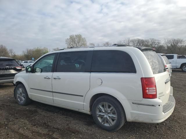 2010 Chrysler Town & Country Limited