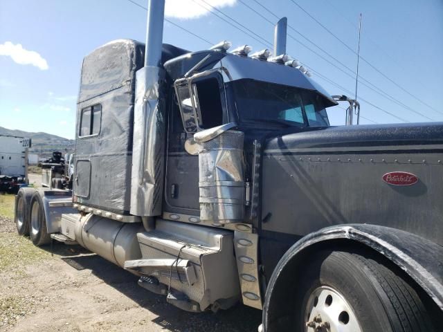 2022 Peterbilt 389