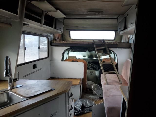 1977 Dodge Winnebago