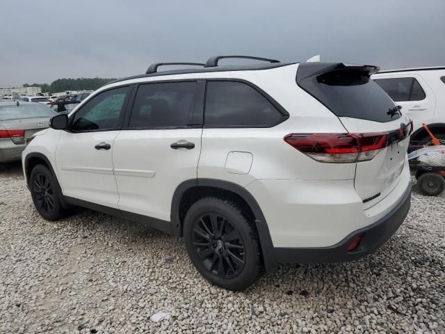 2019 Toyota Highlander SE