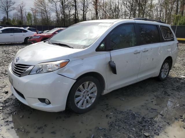 2015 Toyota Sienna XLE