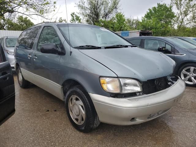 1998 Toyota Sienna LE