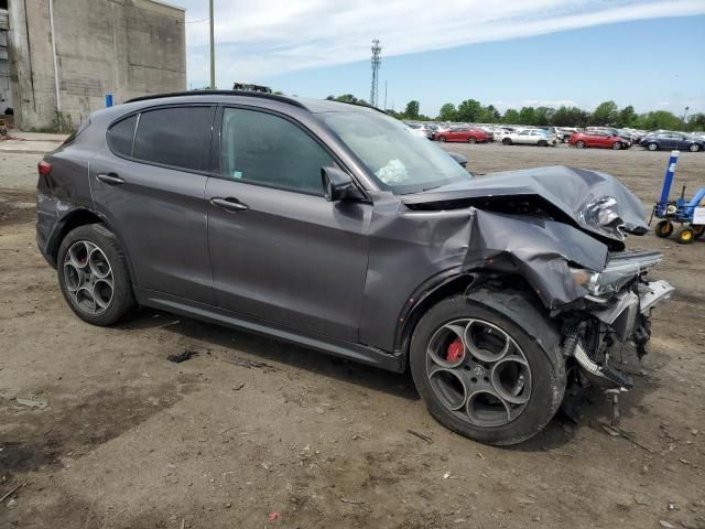 2018 Alfa Romeo Stelvio Sport