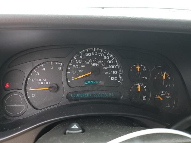 2004 Chevrolet Suburban K1500