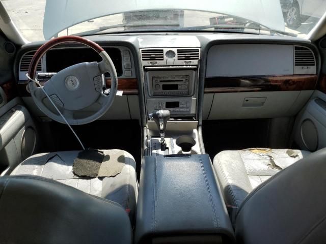 2005 Lincoln Navigator