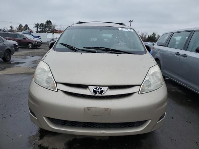 2010 Toyota Sienna CE