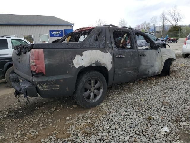 2013 Chevrolet Avalanche LTZ