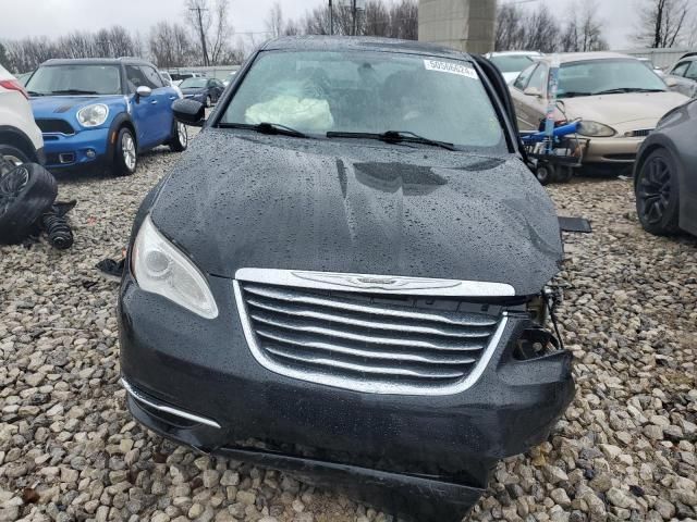 2013 Chrysler 200 Limited