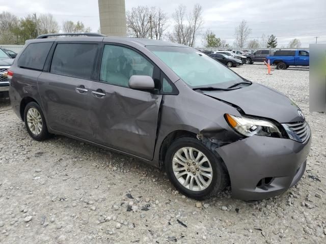 2011 Toyota Sienna XLE