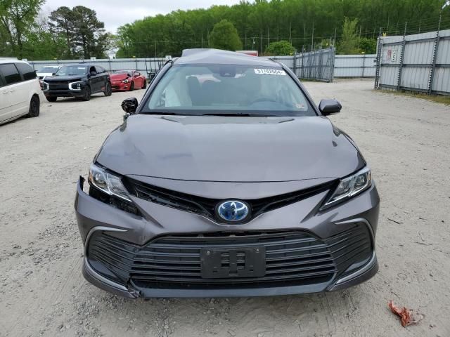 2022 Toyota Camry LE