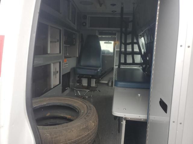 2010 Ford Econoline E350 Super Duty Van