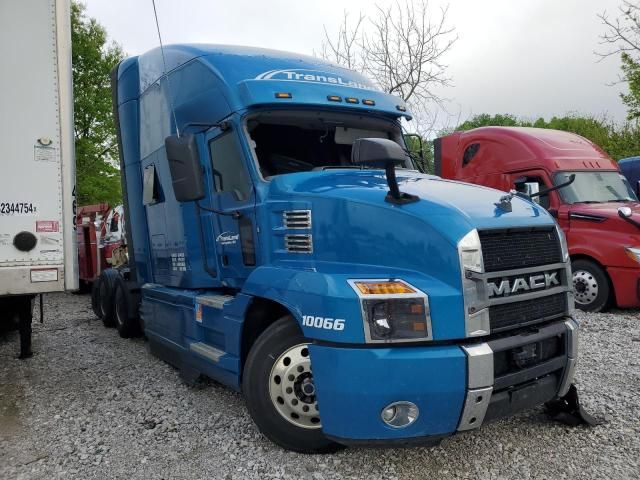 2020 Mack Anthem Semi Truck