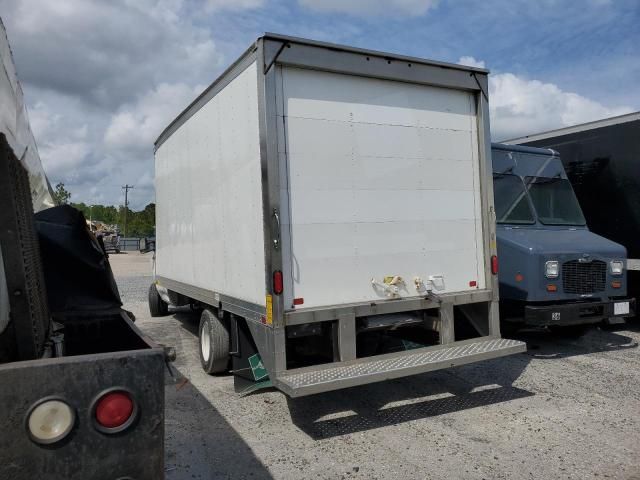 2023 Ford Econoline E350 Super Duty Cutaway Van