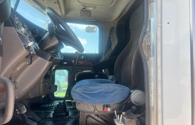 2011 Peterbilt 386