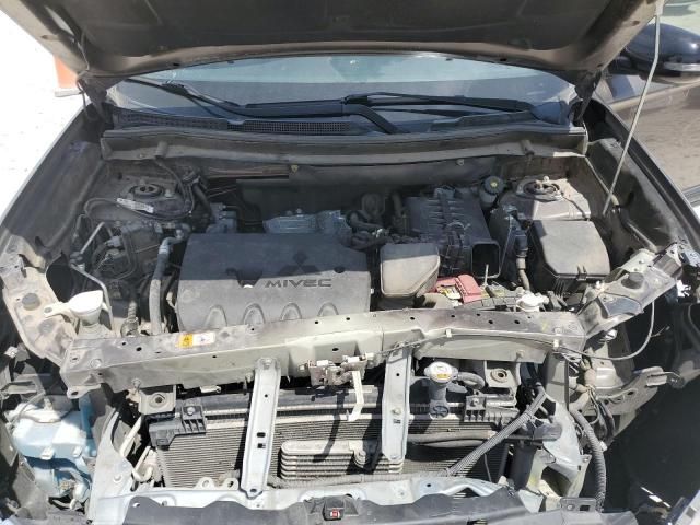 2019 Mitsubishi Outlander SE