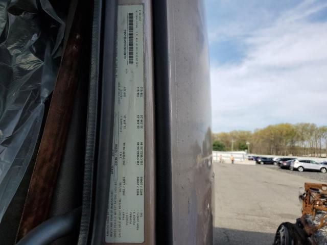 2016 Volvo VNL Semi Truck