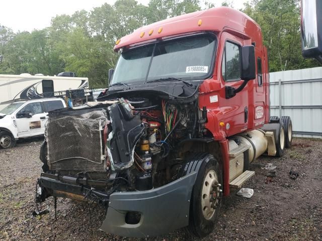 2012 Freightliner Cascadia 125 Semi Truck