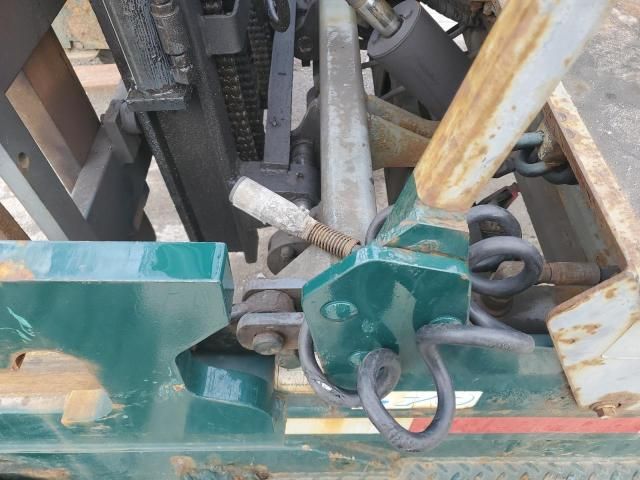 2006 Moffett Forklift