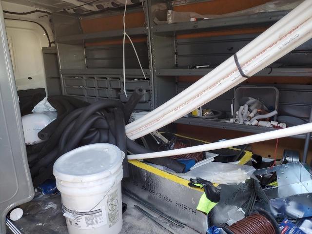 2021 Niss NV 2500 HD SV