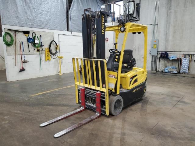 2016 Hyster J40XNT Forklift