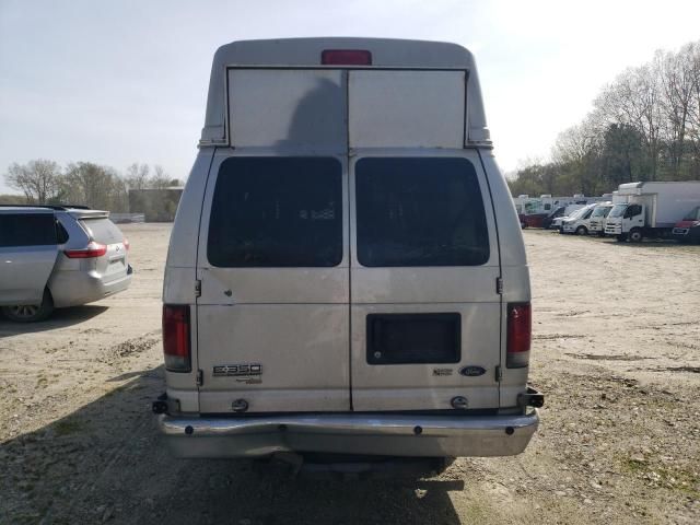 2011 Ford Econoline E350 Super Duty Wagon