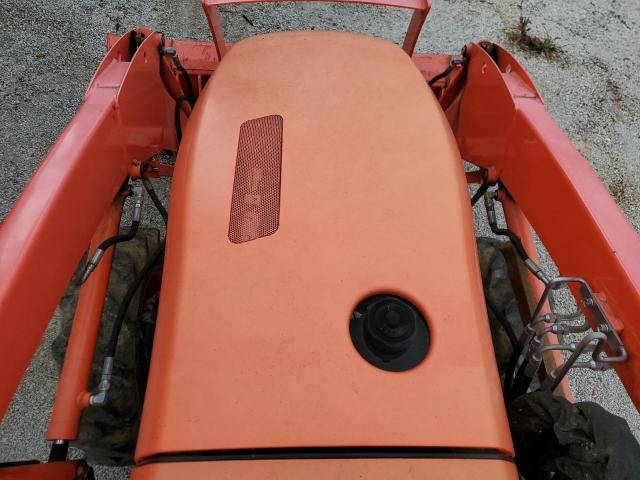 2018 Kubota L3901 Tractor
