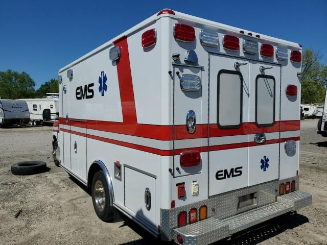 2014 Ford E450 Ambulance