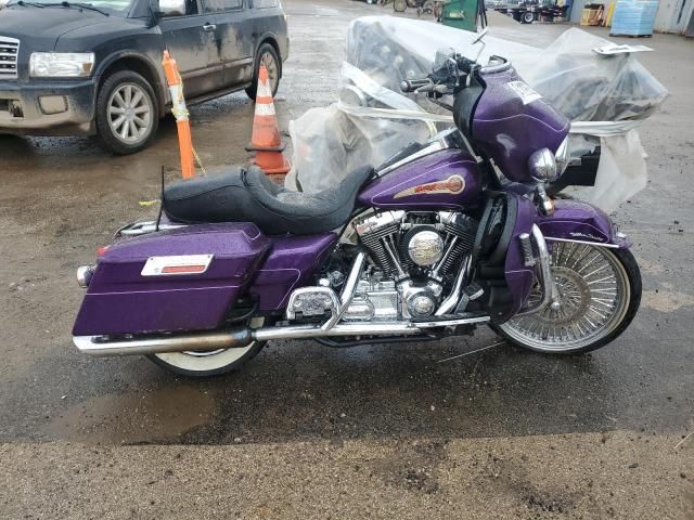 2000 Harley-Davidson Flhtcui Shrine