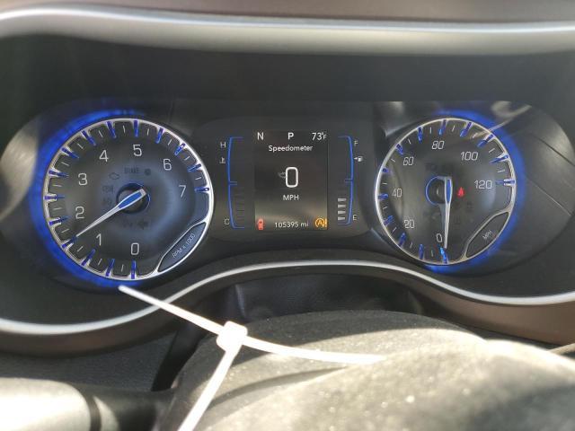 2020 Chrysler Voyager lxi