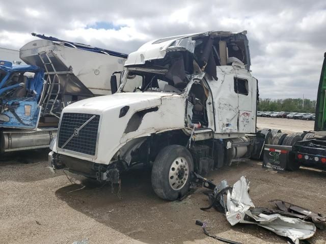 2017 Volvo VNL Semi Truck