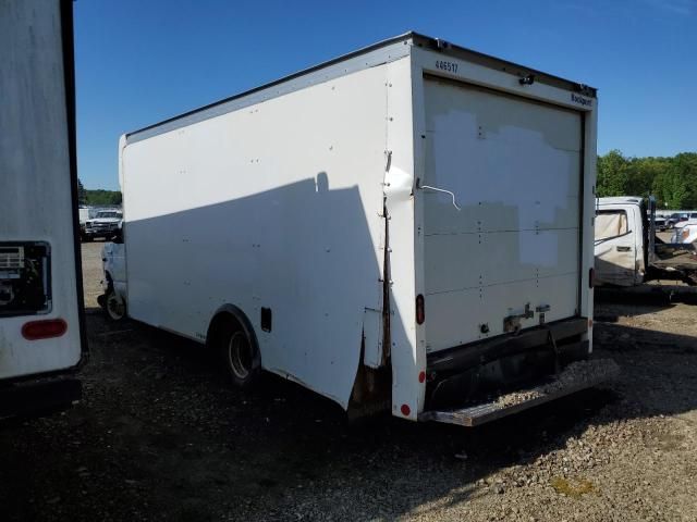 2021 Ford Econoline E350 Super Duty Cutaway Van
