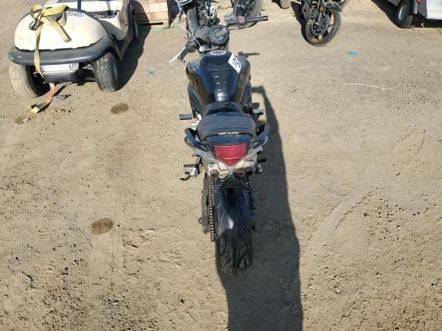 2004 Yamaha FZ6 S